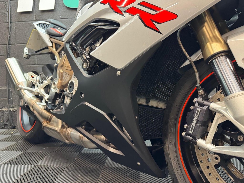BMW S1000RR