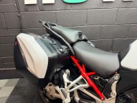 DUCATI MULTISTRADA V4