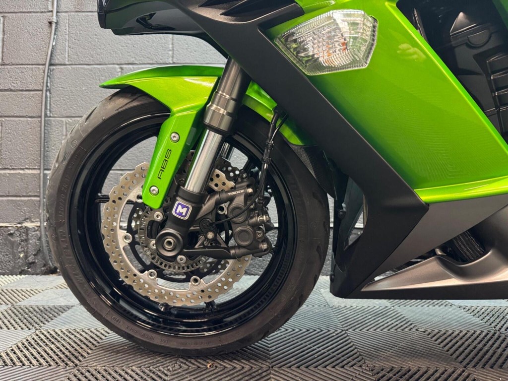 KAWASAKI Z1000
