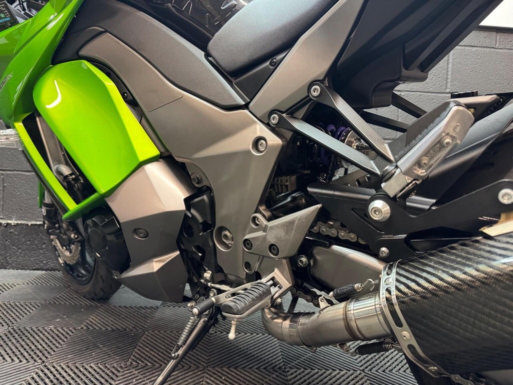 KAWASAKI Z1000
