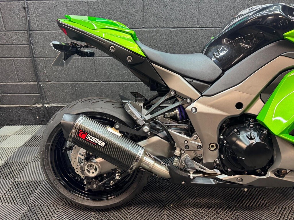 KAWASAKI Z1000