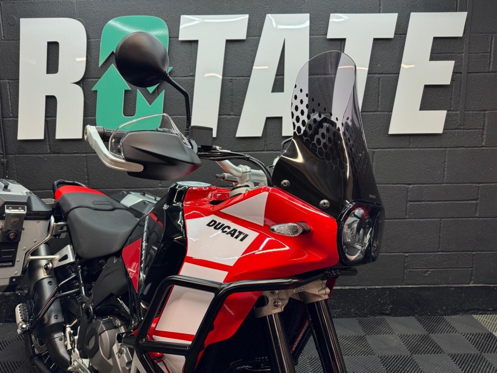 DUCATI DESERTX