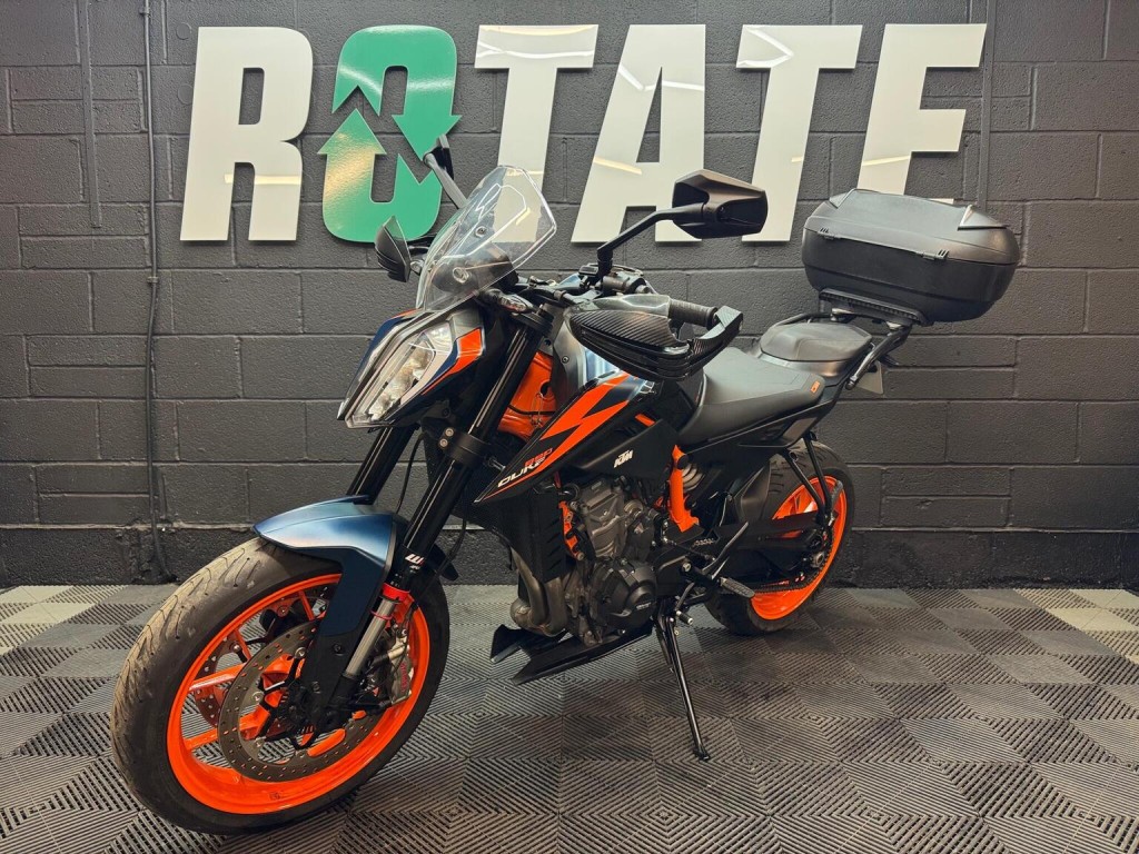 KTM 890 DUKE