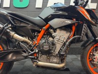 KTM 890 DUKE
