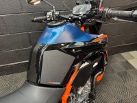KTM 890 DUKE