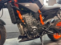 KTM 890 DUKE