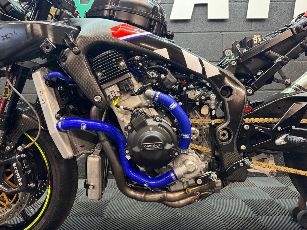 SUZUKI GSX-R1000