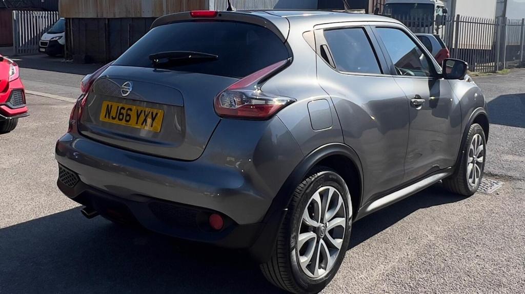 NISSAN JUKE
