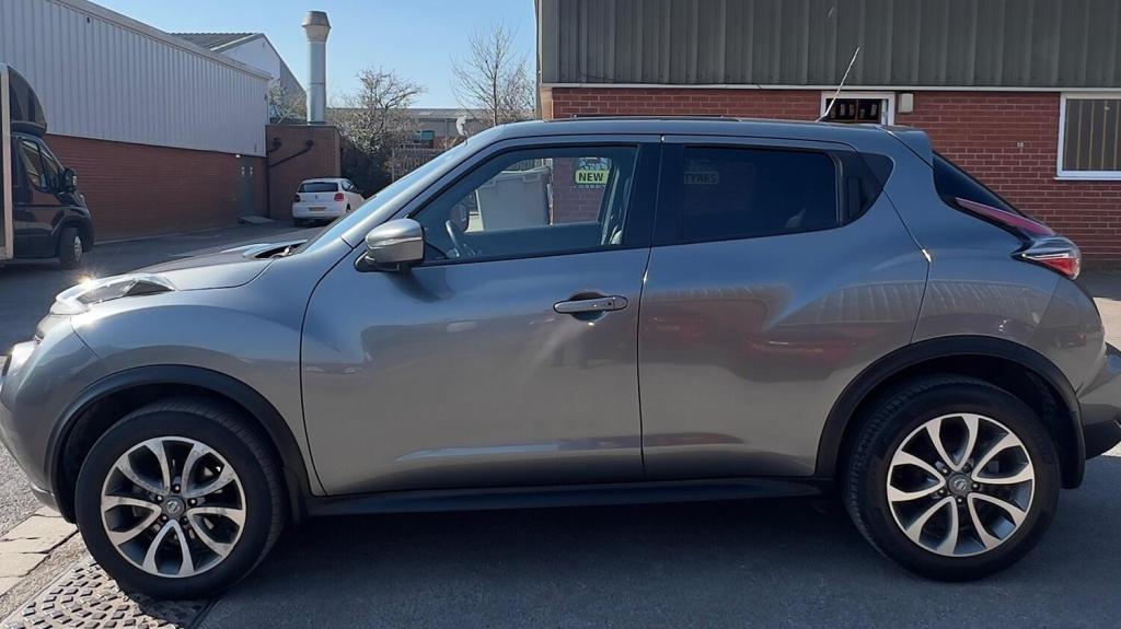 NISSAN JUKE