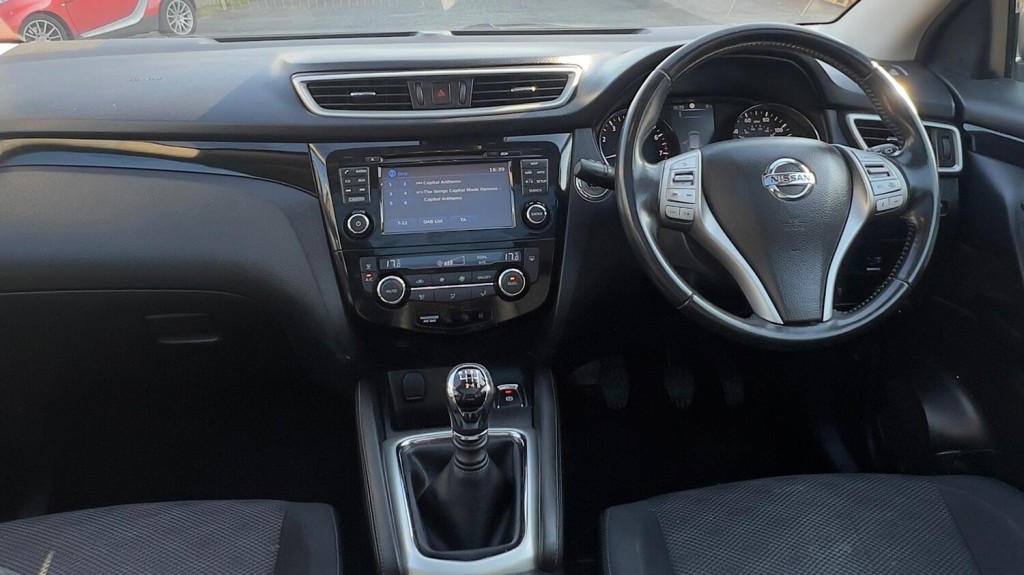 NISSAN QASHQAI
