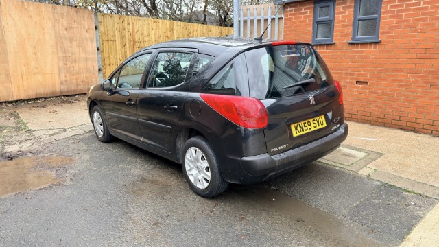 PEUGEOT 207