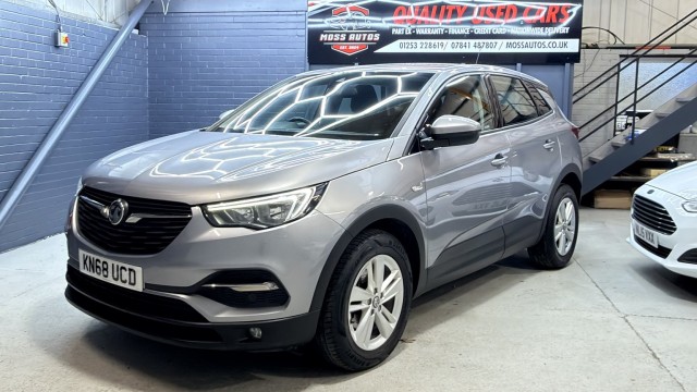 VAUXHALL GRANDLAND X