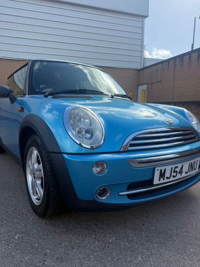 MINI HATCH 1.6 One Hatch