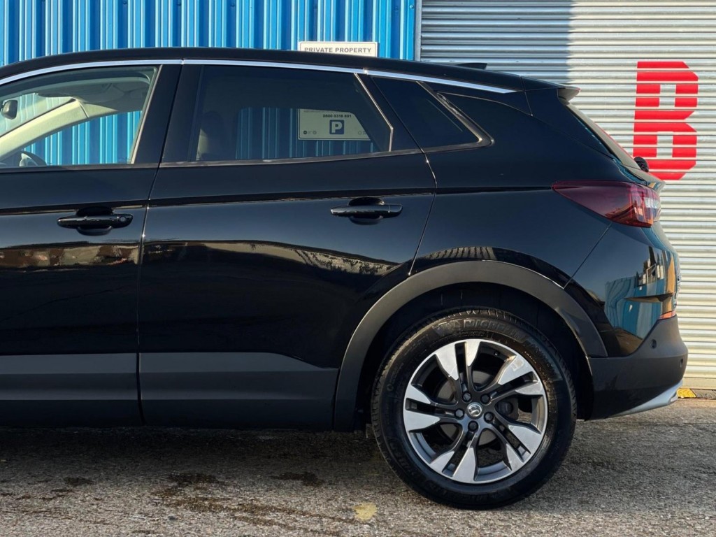 VAUXHALL GRANDLAND X