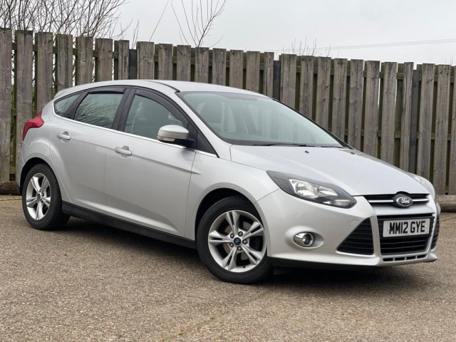 FORD FOCUS 1.0T EcoBoost Zetec Euro 5 (s/s) 5dr