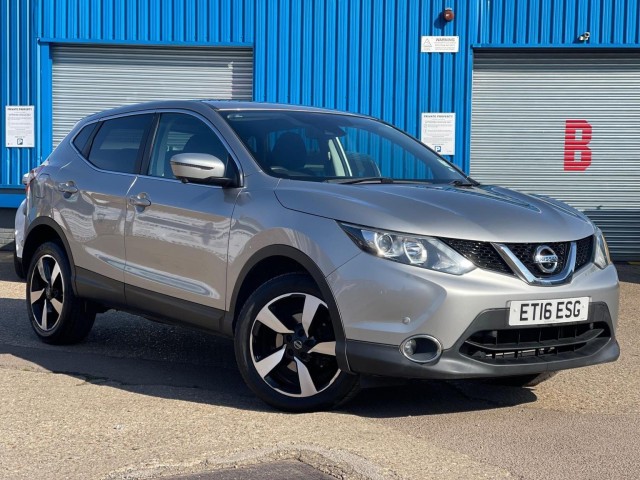 NISSAN QASHQAI 1.2 DIG-T N-Connecta 2WD Euro 6 (s/s) 5dr
