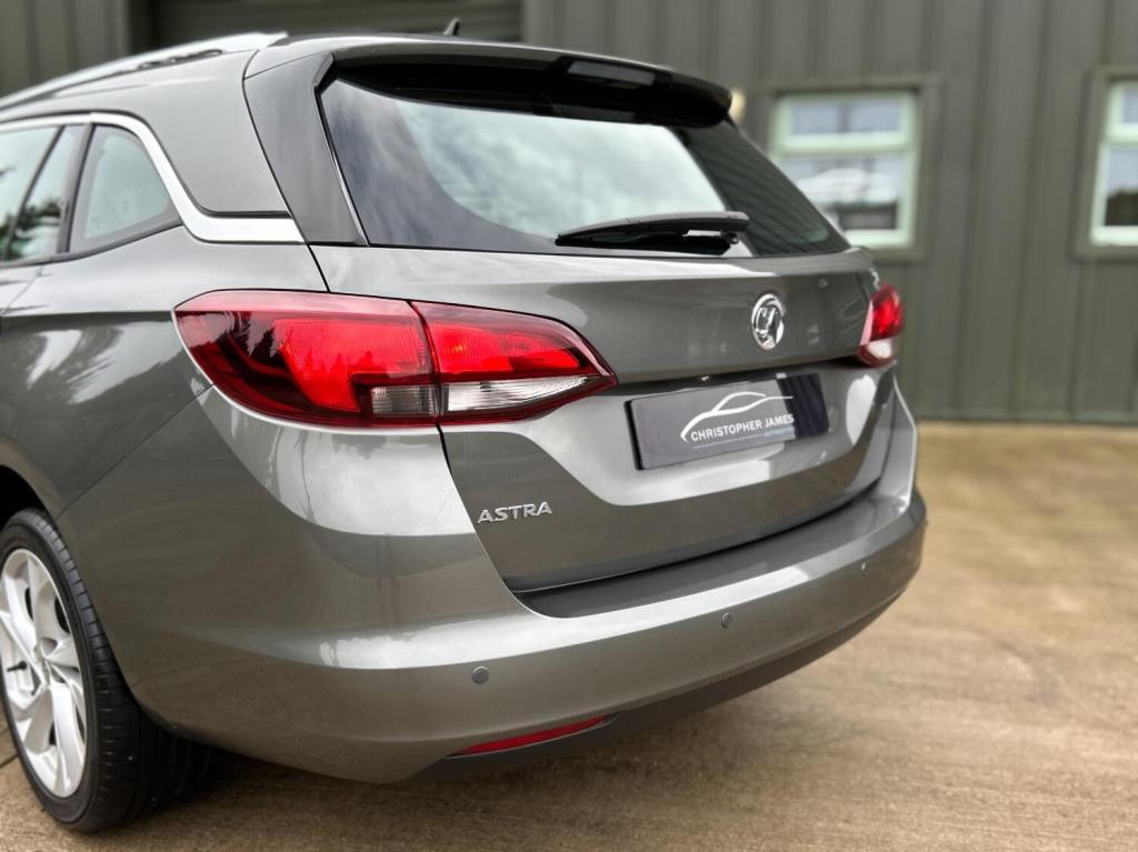 VAUXHALL ASTRA