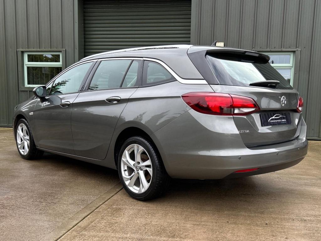 VAUXHALL ASTRA