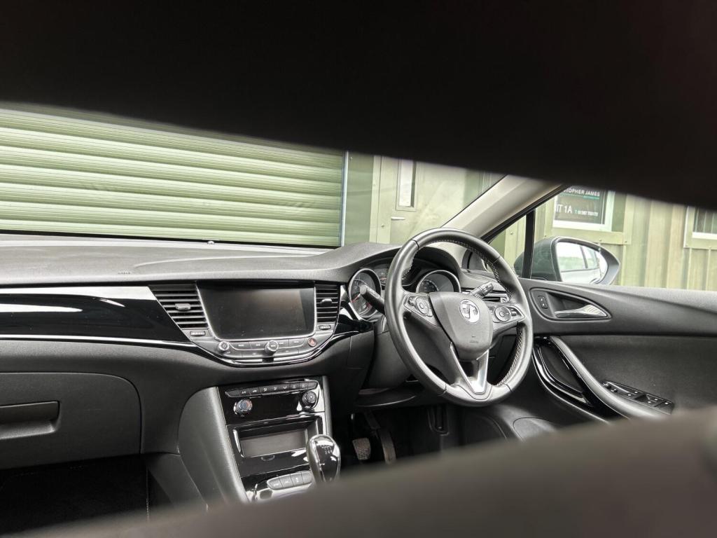 VAUXHALL ASTRA