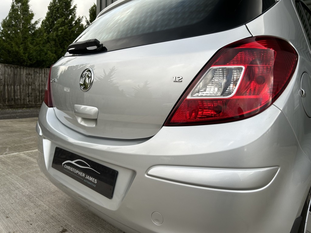 VAUXHALL CORSA