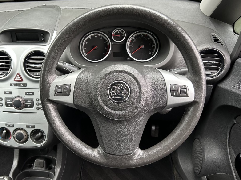 VAUXHALL CORSA