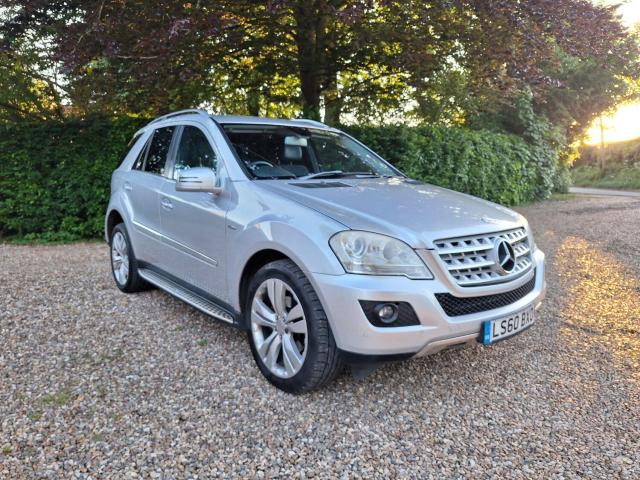 MERCEDES-BENZ M CLASS 3.0 ML300 CDI V6 BlueEfficiency Sport