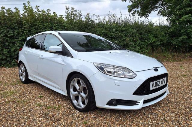FORD FOCUS 2.0 T EcoBoost ST-3