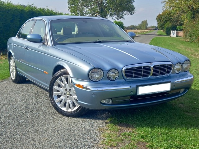 JAGUAR XJ 3.0 SE