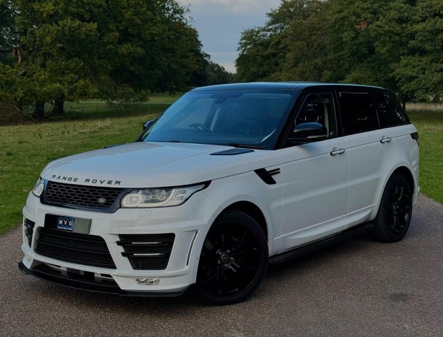 LAND ROVER RANGE ROVER SPORT 3.0 SD V6 HSE
