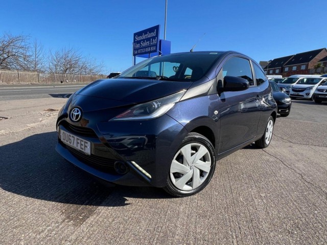 TOYOTA AYGO