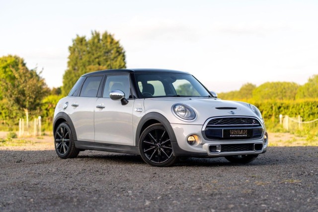MINI HATCH 2.0 Cooper SD Euro 6 (s/s) 5dr