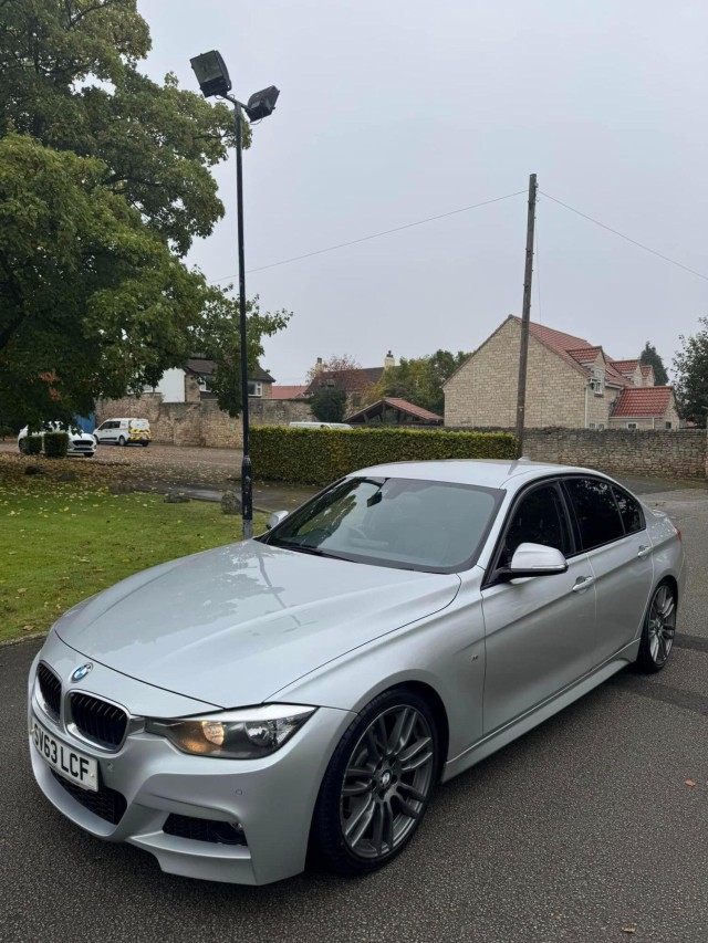 BMW 3 SERIES