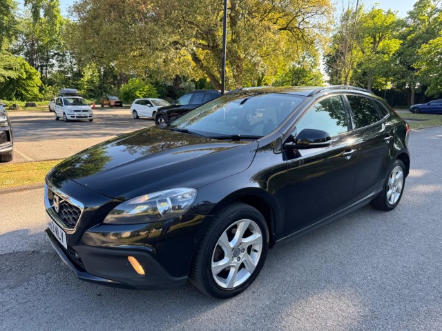VOLVO V40 CROSS COUNTRY