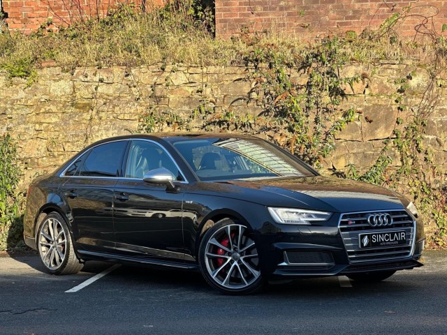 AUDI S4