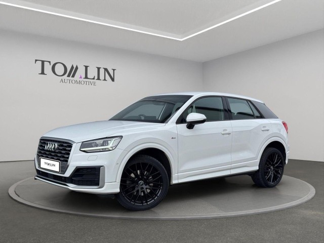 AUDI Q2