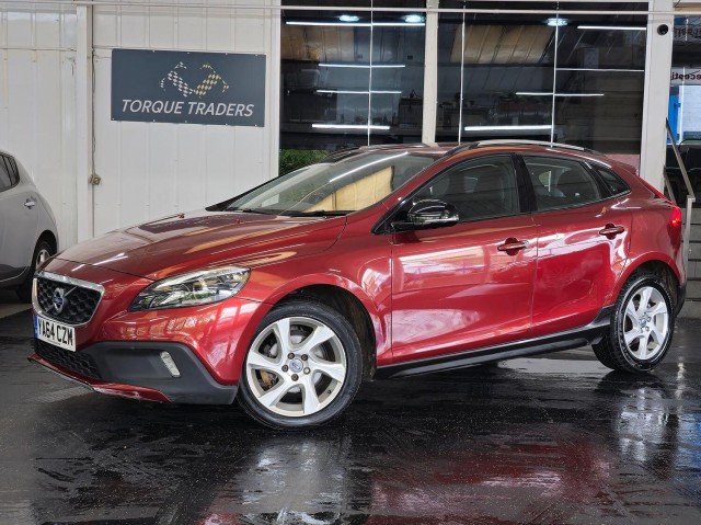 VOLVO V40 CROSS COUNTRY 1.6 Lux D2 (115hp)