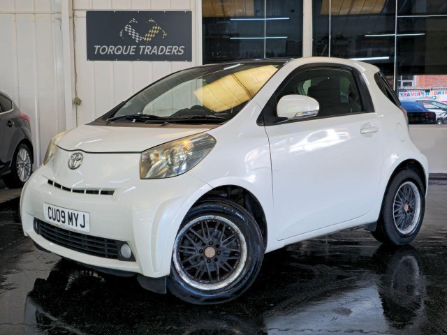 TOYOTA IQ 1.0 VVT-i 2