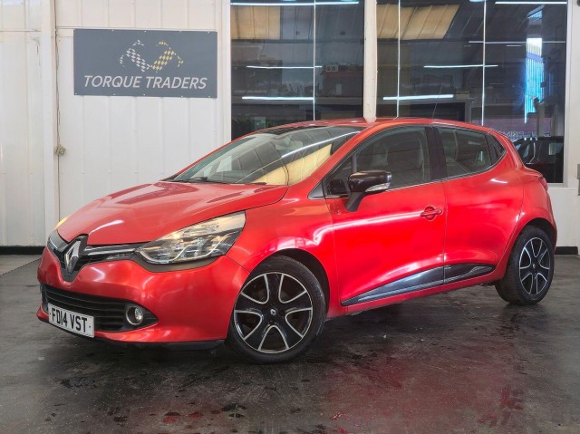 RENAULT CLIO 1.5 Dynamique MediaNav dCi 90 EDC Auto