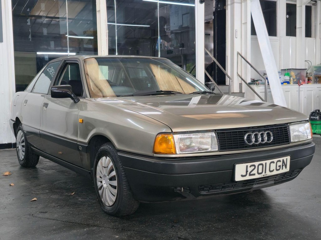 AUDI 80