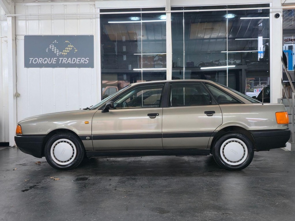 AUDI 80