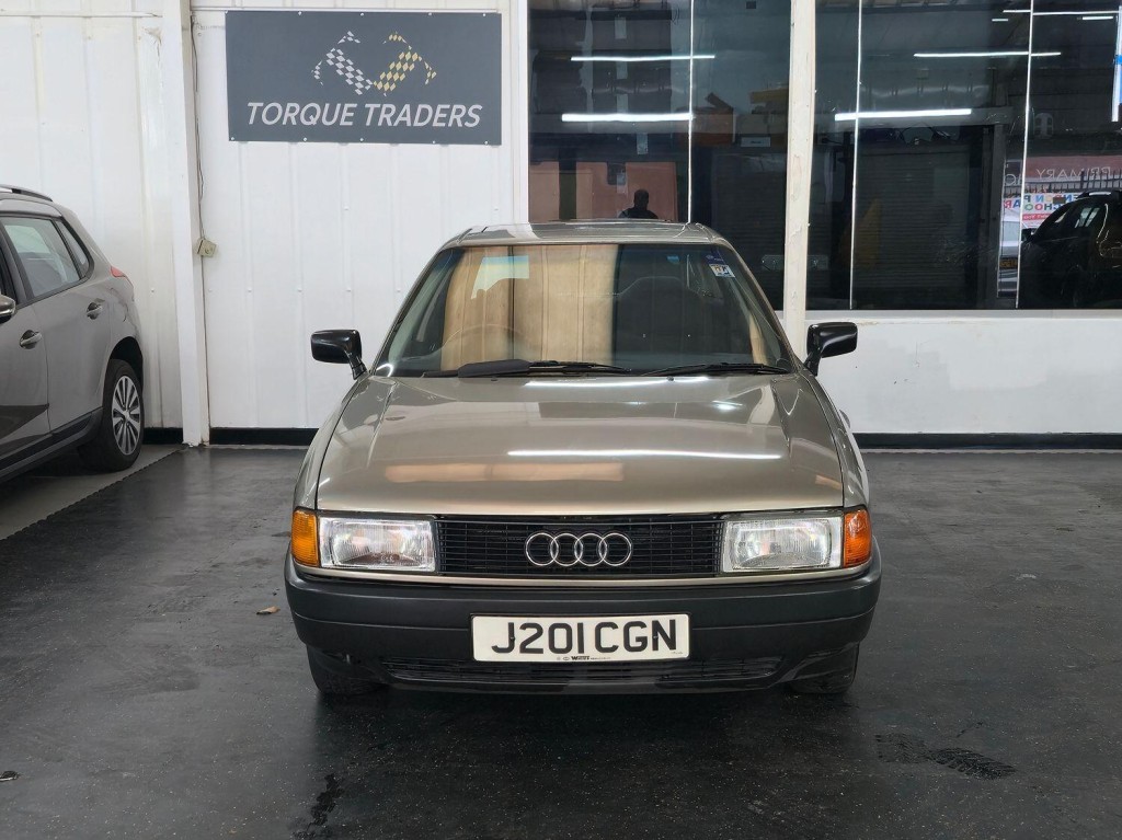 AUDI 80