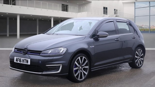 VOLKSWAGEN GOLF 1.4 TSI GTE Nav