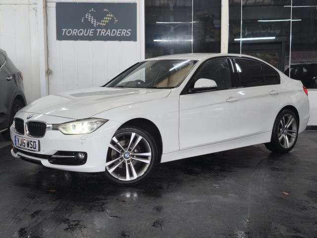BMW 3 SERIES 2.0 320i xDrive Sport Saloon