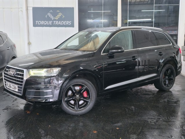 AUDI Q7 3.0 TDI V6 SE