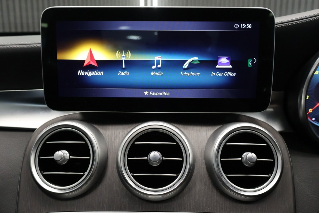 MERCEDES-BENZ C CLASS