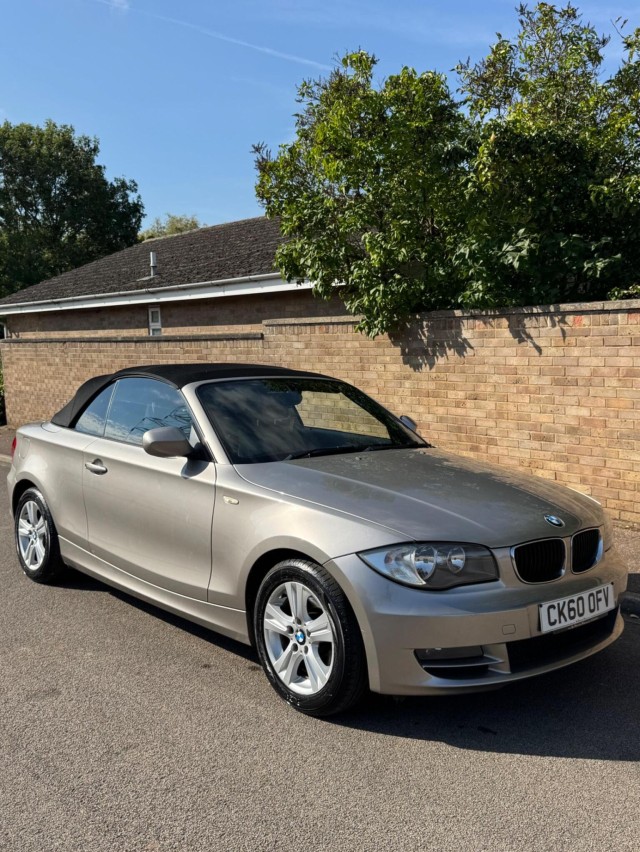 BMW 1 SERIES 2.0 118d SE Euro 5 2dr