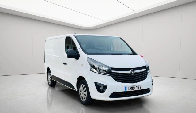 VAUXHALL VIVARO