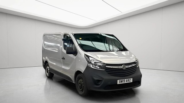 VAUXHALL VIVARO