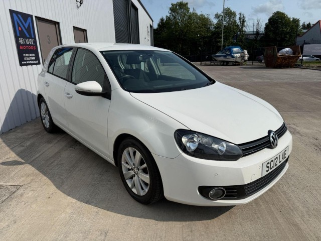 VOLKSWAGEN GOLF 1.6 TDI Match DSG Euro 5 5dr