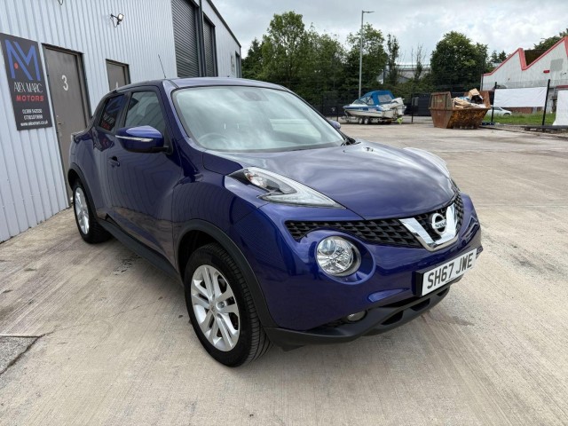 NISSAN JUKE 1.6 N-Connecta XTRON Euro 6 5dr